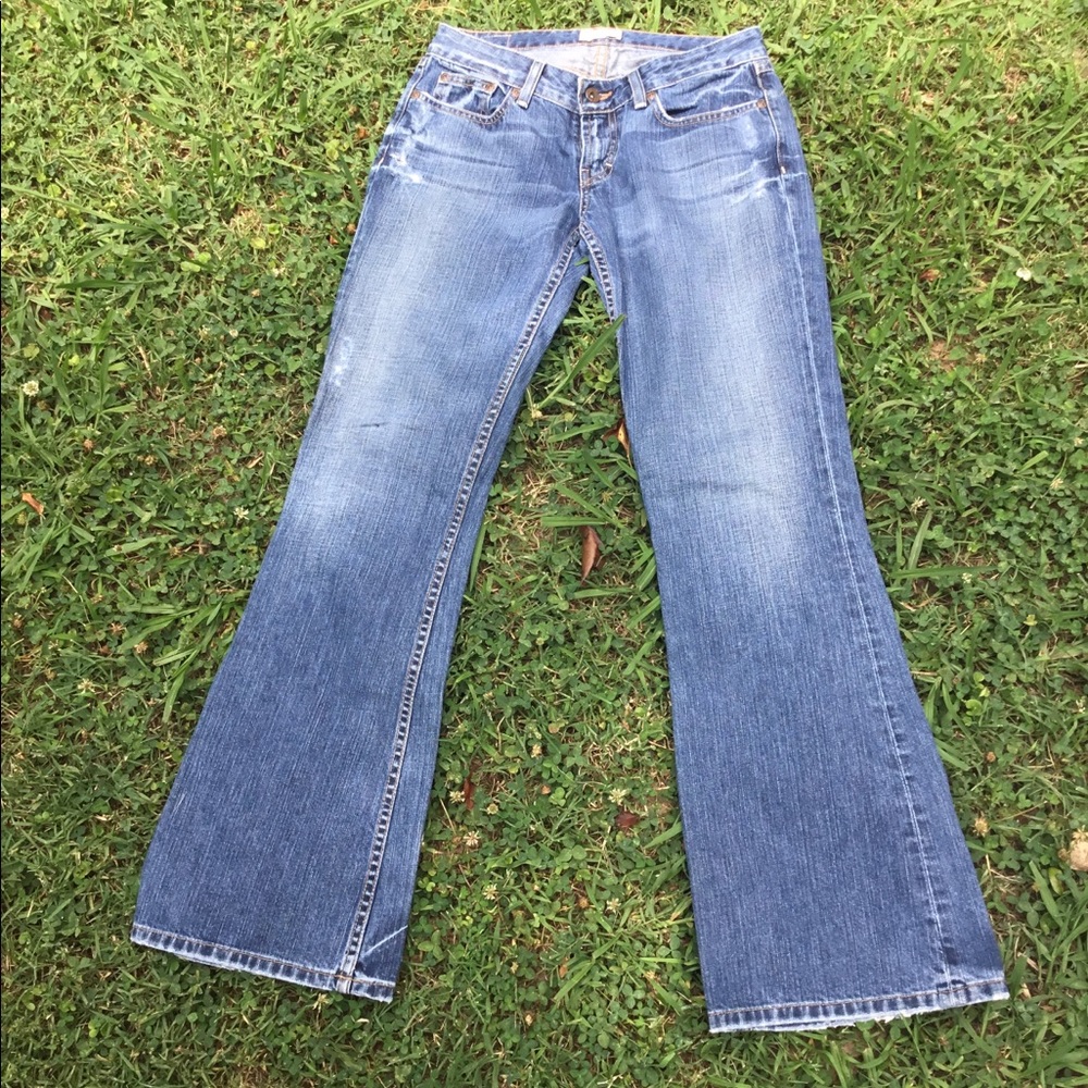 Women’s BKE Star 20 jeans 28x31.5 distressed